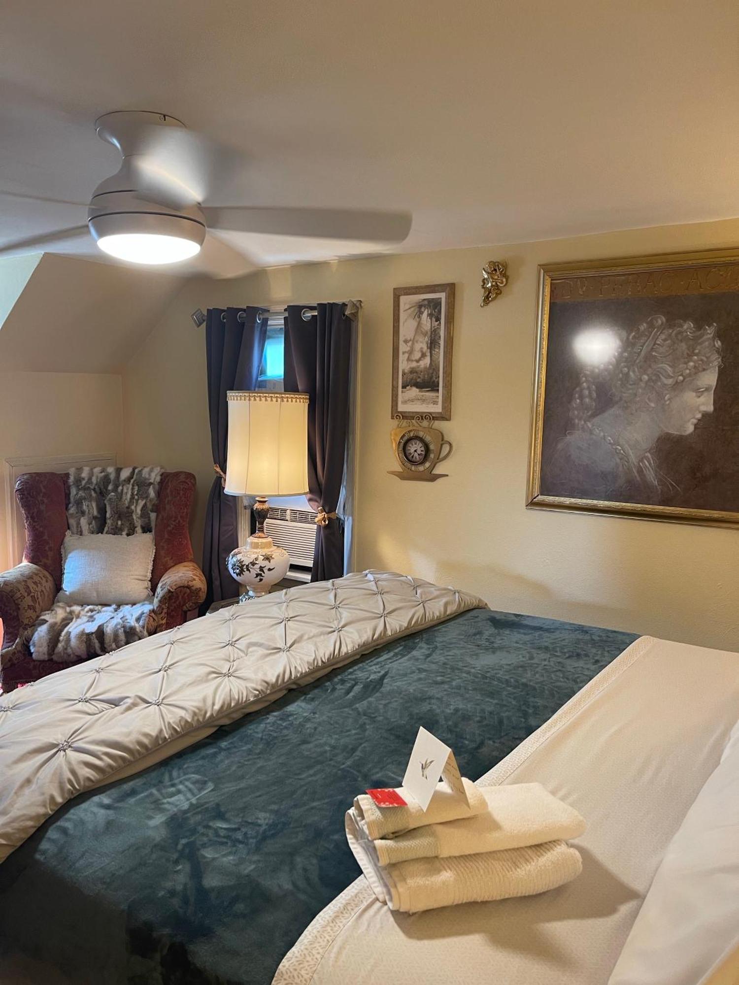 Cozy Room Near Airport & Highway Saint Louis Buitenkant foto