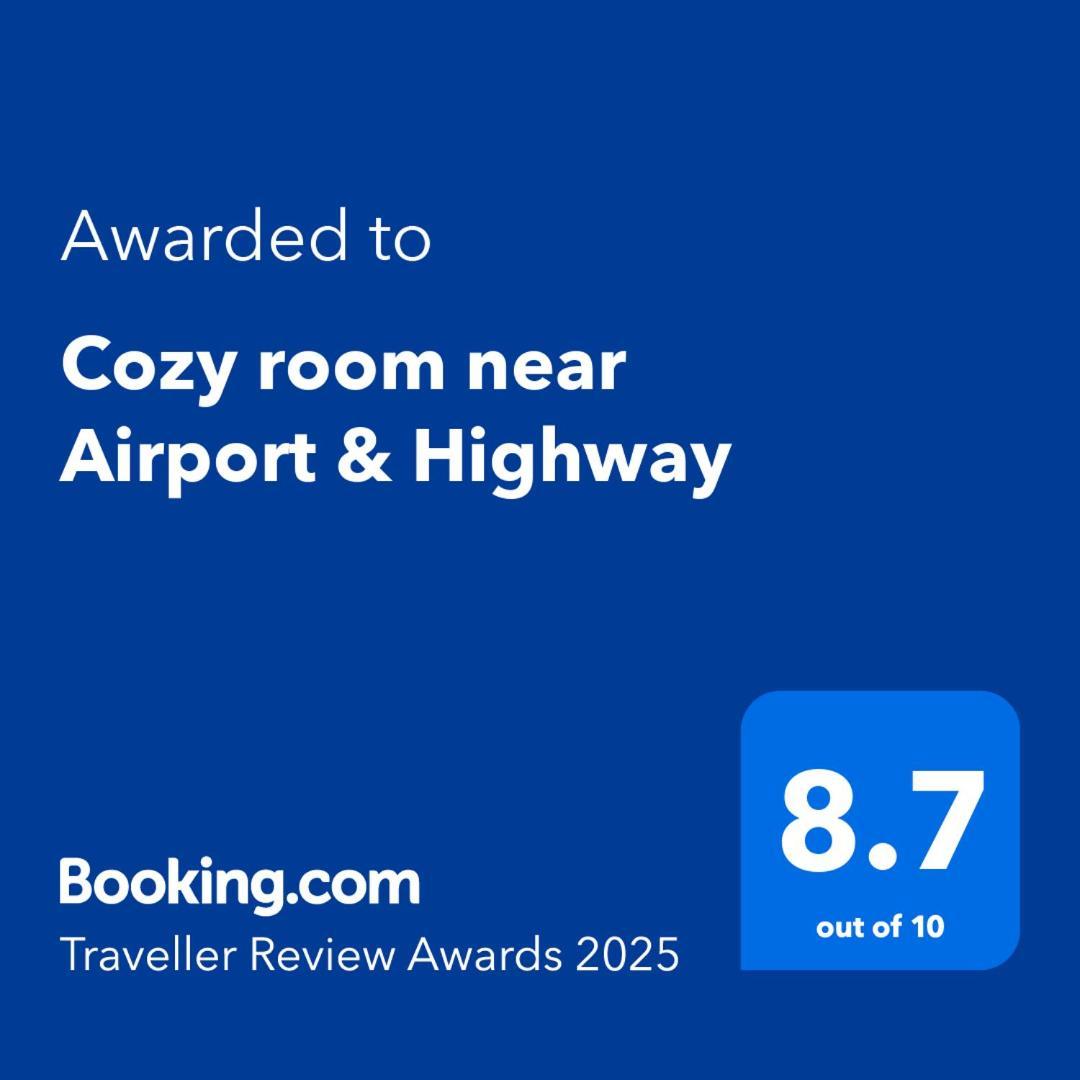 Cozy Room Near Airport & Highway Saint Louis Buitenkant foto